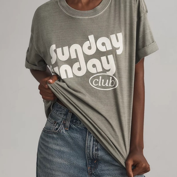 Girl Dangerous Short-Sleeve Graphic Tee Girl Dangerous Moss M - Picture 2 of 10